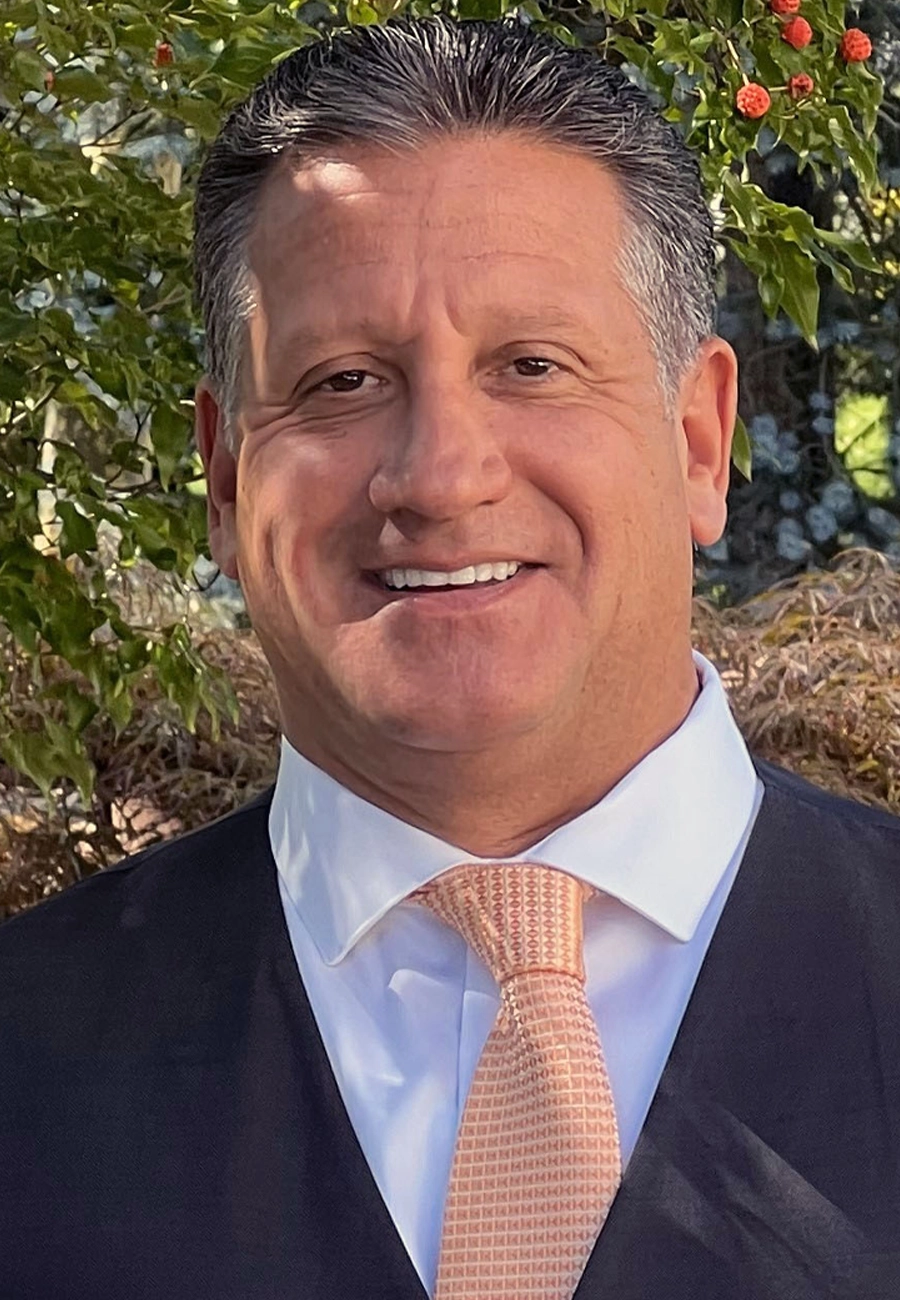 Peter Caravousanos Headshot