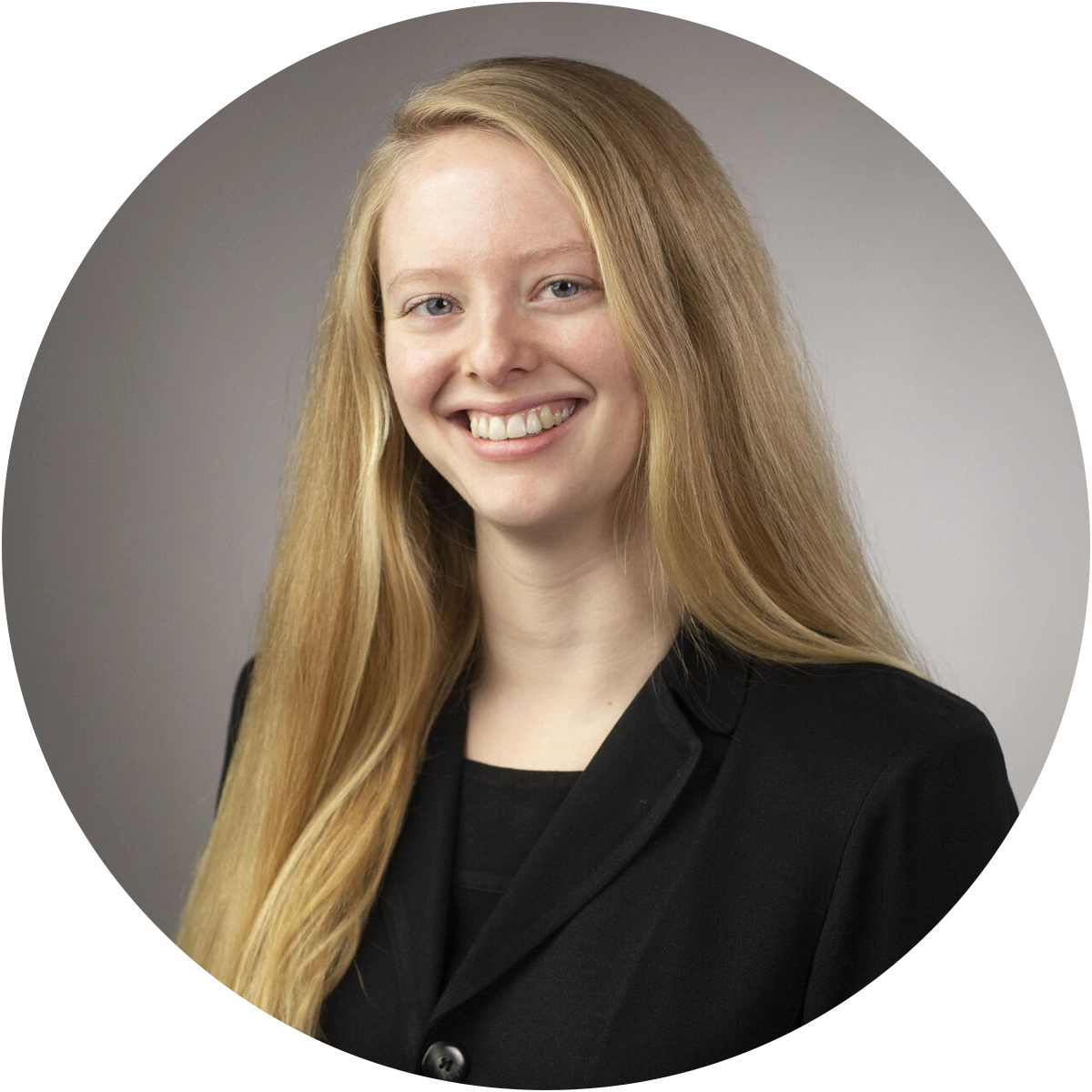 Victoria Lowe Headshot