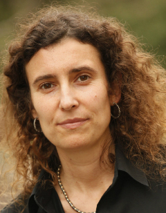 Headshot of Julia Bear