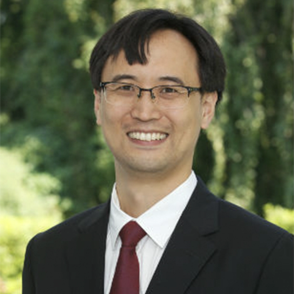 Young Shin (Aaron) Kim Headshot